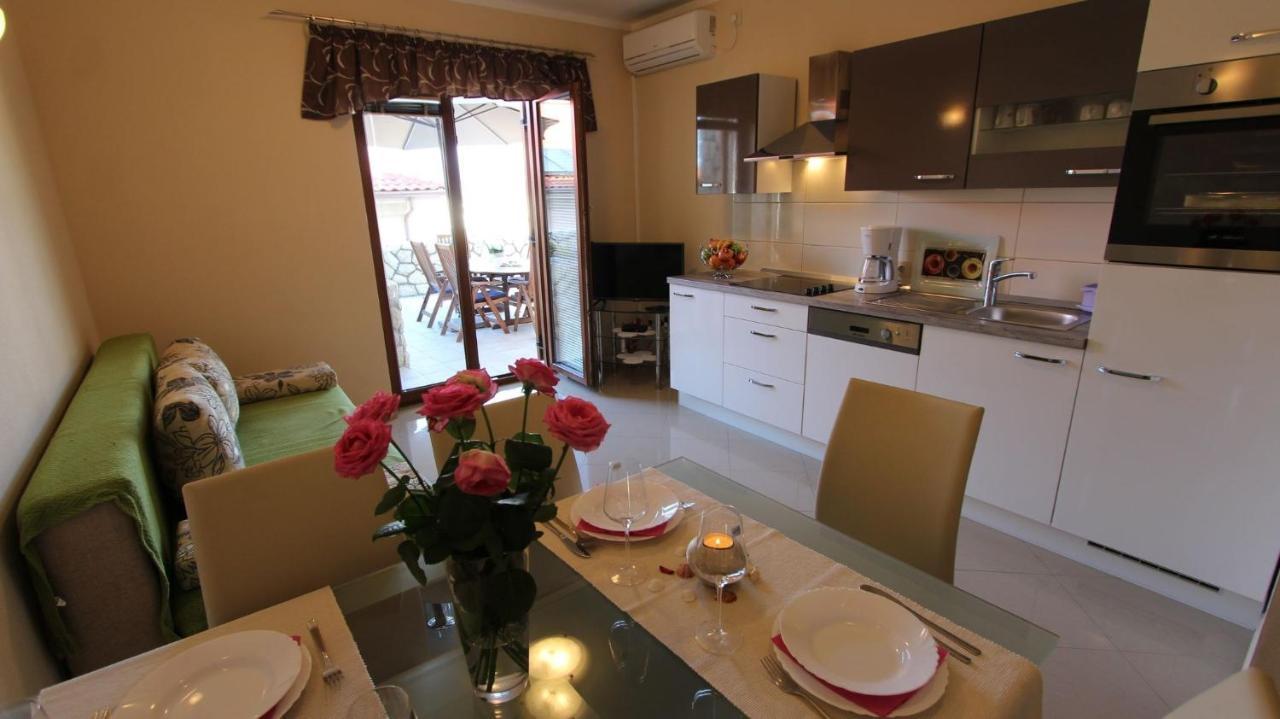 Apartment Dobrinj 1 Eksteriør bilde